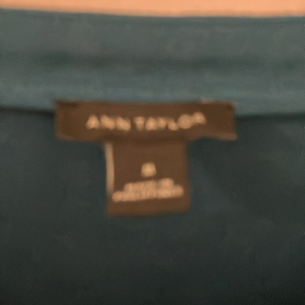 LOFT Deep Teal Short Sleeve Top - Picture 3 of 4